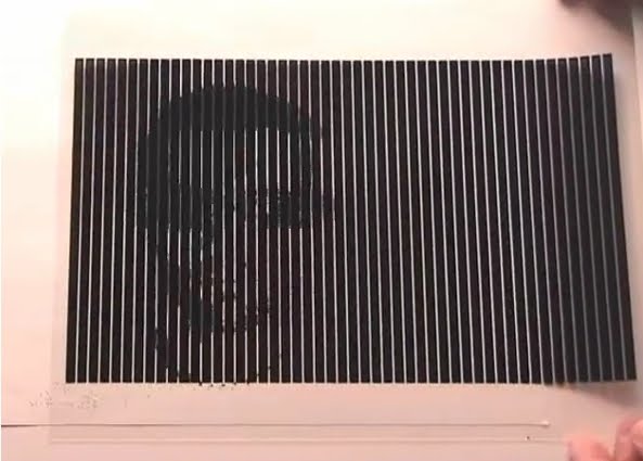 Video illusione ottica animata con la tecnica Scanimation